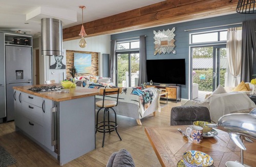 Llanllwchaiarn Cottage | Coogee View