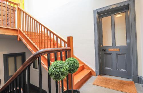 Wrexham Apartment | Cook's Flat