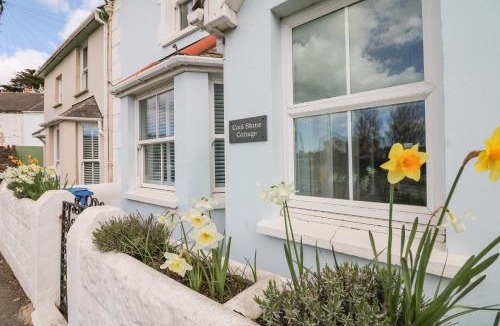 Instow House | Cool Stone Cottage