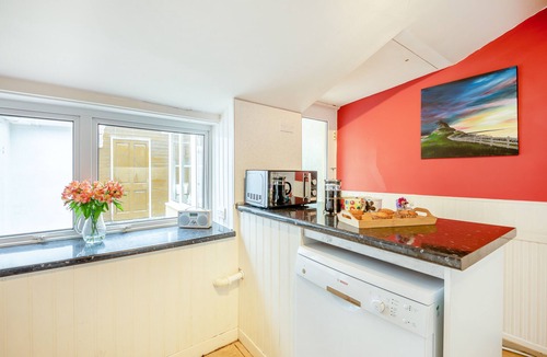 Lowick House | Coomb's Cottage - Two Bedroom House, Sleeps 4