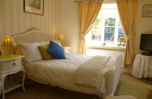 Norwich Bed & Breakfast | Copperfields Guest House