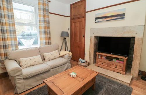 Amble House | Coras House
