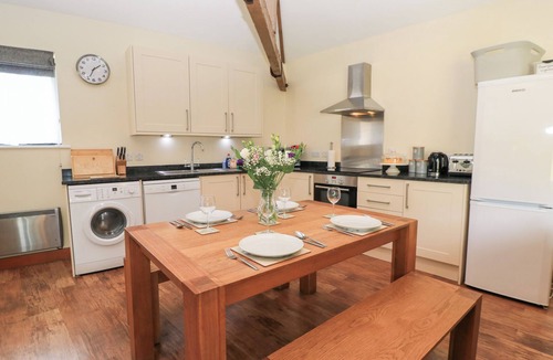 Blandford Forum Cottage | Corner Barn