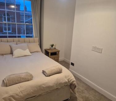 Macclesfield House | Cosy 2 Bedroom Macclesfield House