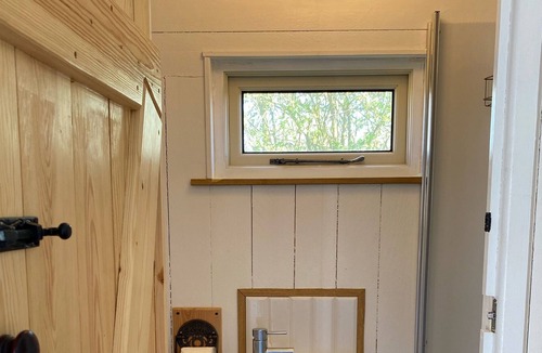 Lifton Cabin | Cosy Shepherds Hut