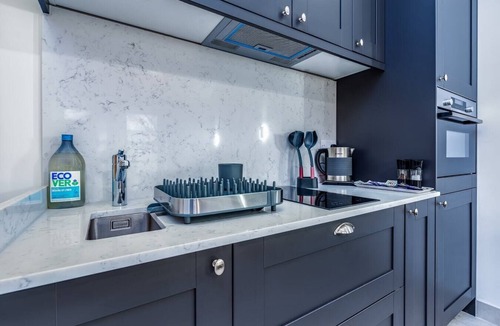 Filton House | Cosy studio with parking and underfloor heating