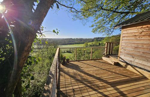 Monkswood Ski Chalet | Cosy Treehouse