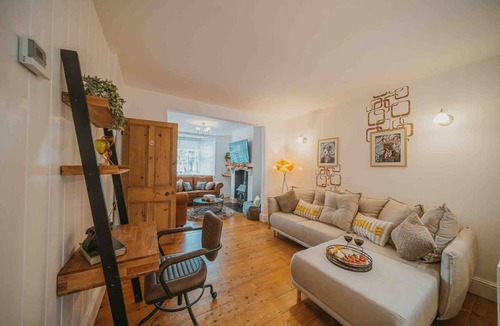 Cirencester House | Cotswolds 2BD 1 Bath Garden City Centre