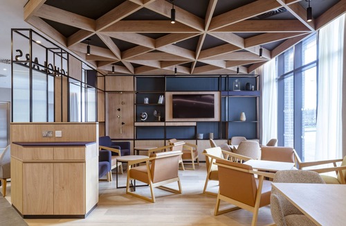 Newcastle-Under-Lyme Hotel | Courtyard by Marriott Keele Staffordshire