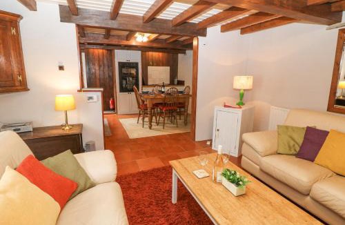 Peak District House | Courtyard Cottage