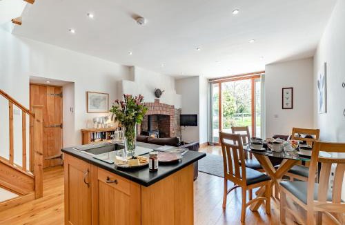 Moretonhampstead House | Cowshed