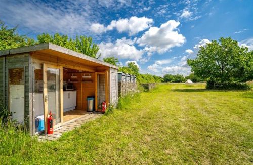 Ringstead House | Cowslip at Blancas Bell Tents
