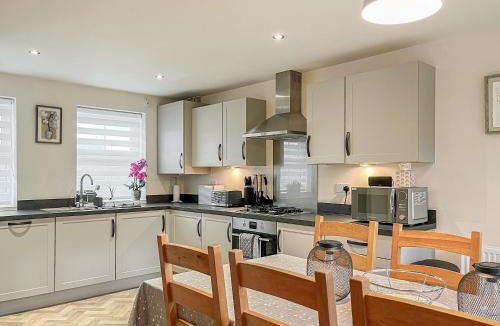 Buxton House | Crawshaw Cottage