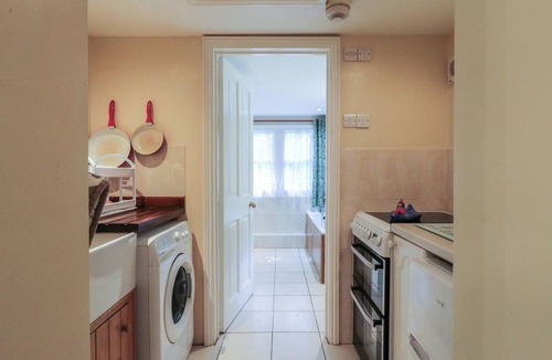 Bradwell-on-Sea Cottage | Curry Farm