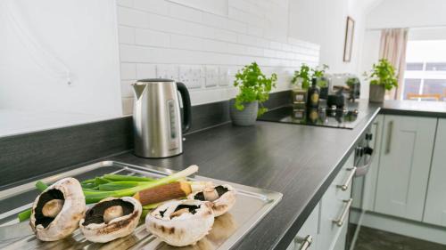 Llanfaethlu House | Cwt Drecs