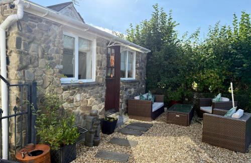 Llandovery Apartment | Daffodil House , West Wales