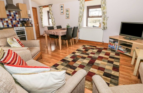 Llanrwst Cottage | Dairy Cottage