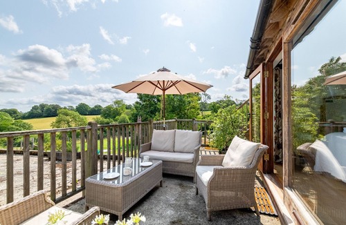 Wadhurst House | Dairy Cottage - Three Bedroom House, Sleeps 5