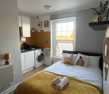 Hackney Apartment | Dalston Cozy Studio - 2 min Overground & Market