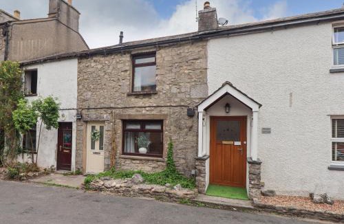Holme House | Dana House