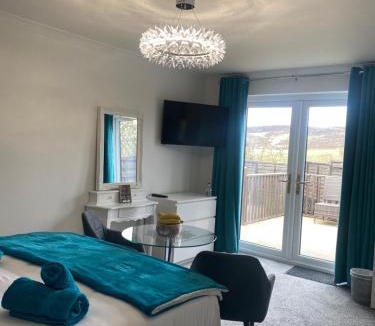 Flashader Bed & Breakfast | Dandelion