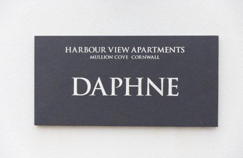 Mullion House | Daphne