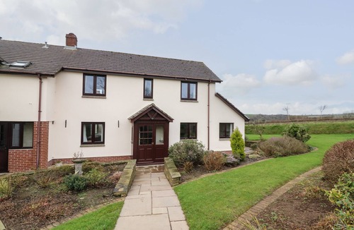 Brayford Cottage | Dassel Cottage