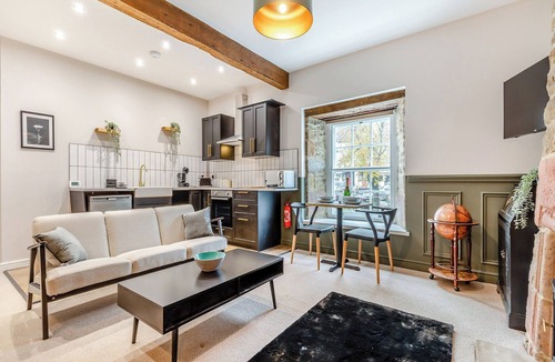 Chapel en le Frith Cottage | Deacons Apartment 2 - UK45212