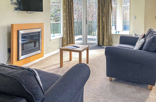 Whitfield Ski Chalet | Decadent and spacious contemporary timber lodge.