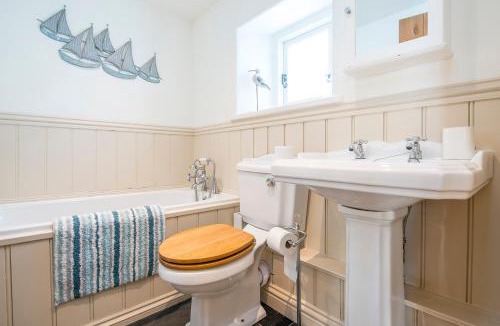 Manorbier House | Delfryn