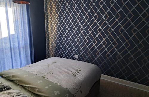 Newark upon Trent House | Delightful double room in home