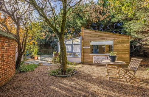 Funtington Apartment | Delightful Studio in West Ashling - Pass the Keys