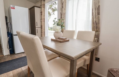 Ruthin House | Delta Superior, Ruthin