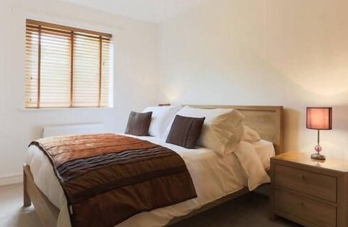 Charlestown Cottage | Deluxe Three-Bedroom Cottage with Private Terrace