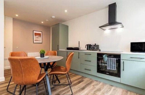 Leicester City Centre Apartment | Den 5 - Modern Studio Close to LCFc Stadium