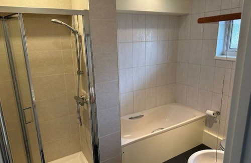 Worlingham Apartment | Devon Lodge