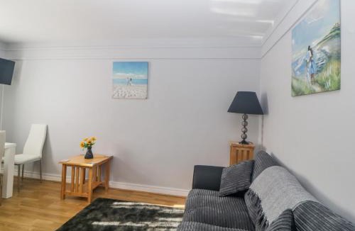 Paignton Apartment | Devon Seaside Apartment