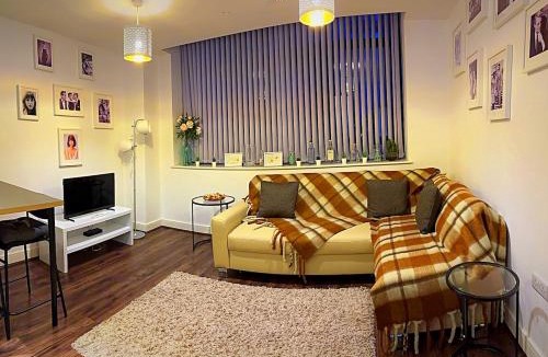Bordesley Apartment | Digbeth Birmingham Nightlife Central Apartment