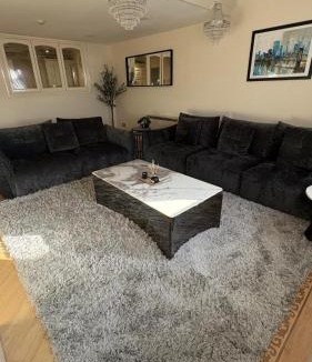 Vauxhall Apartment | Dock View Lodge