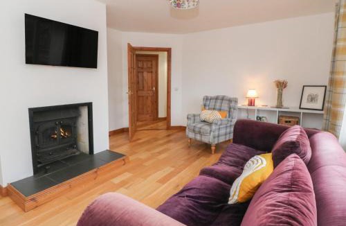 Salen House | Doire An Daimh