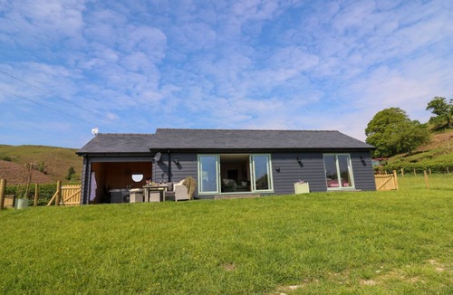 Llandrindod Wells Cabin | Dol Blodau by Newbridge-On-Wye