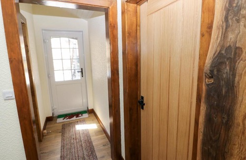 Manordeilo House | Dolcoed