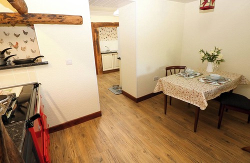 Manordeilo Cottage | DOLCOED, pet friendly, character holiday cottage in Llangadog