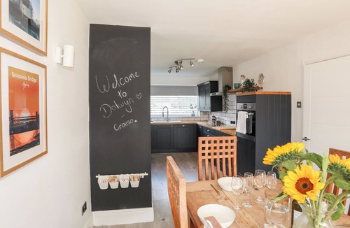 Menai Bridge Cottage | Dolwyn