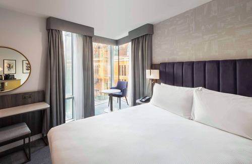 Manchester City Centre Hotel | DoubleTree by Hilton Manchester - Piccadilly