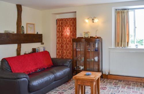 Potter Brompton House | Dragon Fly Cottage