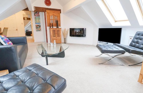 Chester Apartment | Dragon's Den