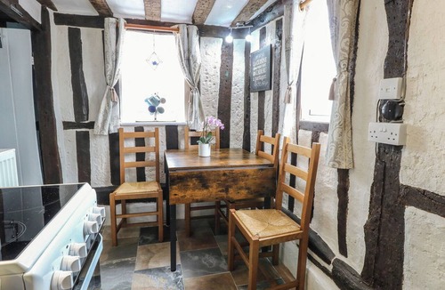 Diss Cottage | Driftway Stables Retreat