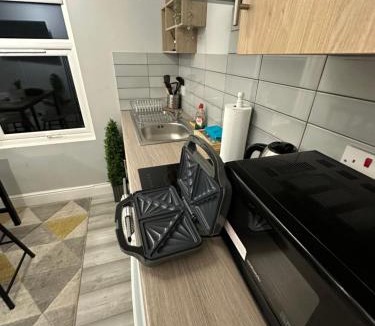 Fishponds Apartment | DVM escape Flat 2