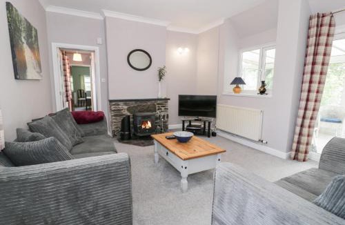 Corwen House | Dyffryn Bach